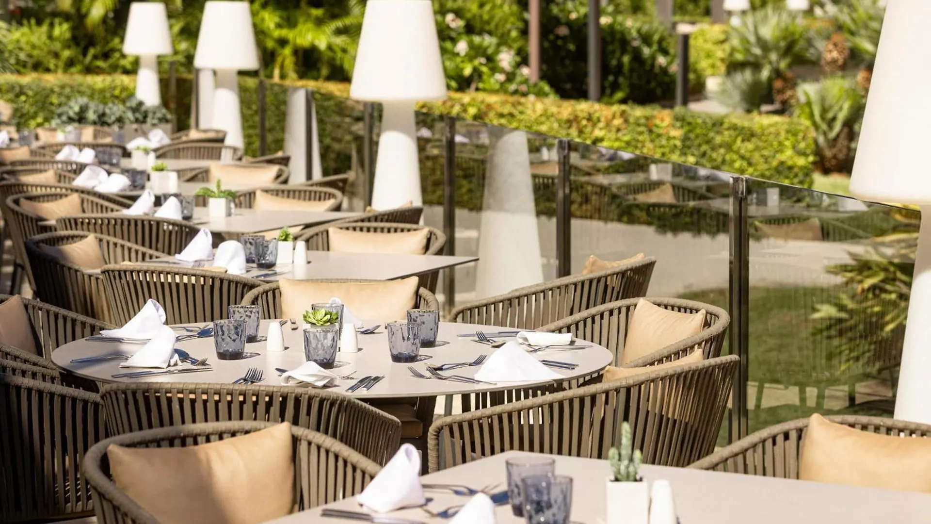 Aparthotel Zafiro Palace Palmanova